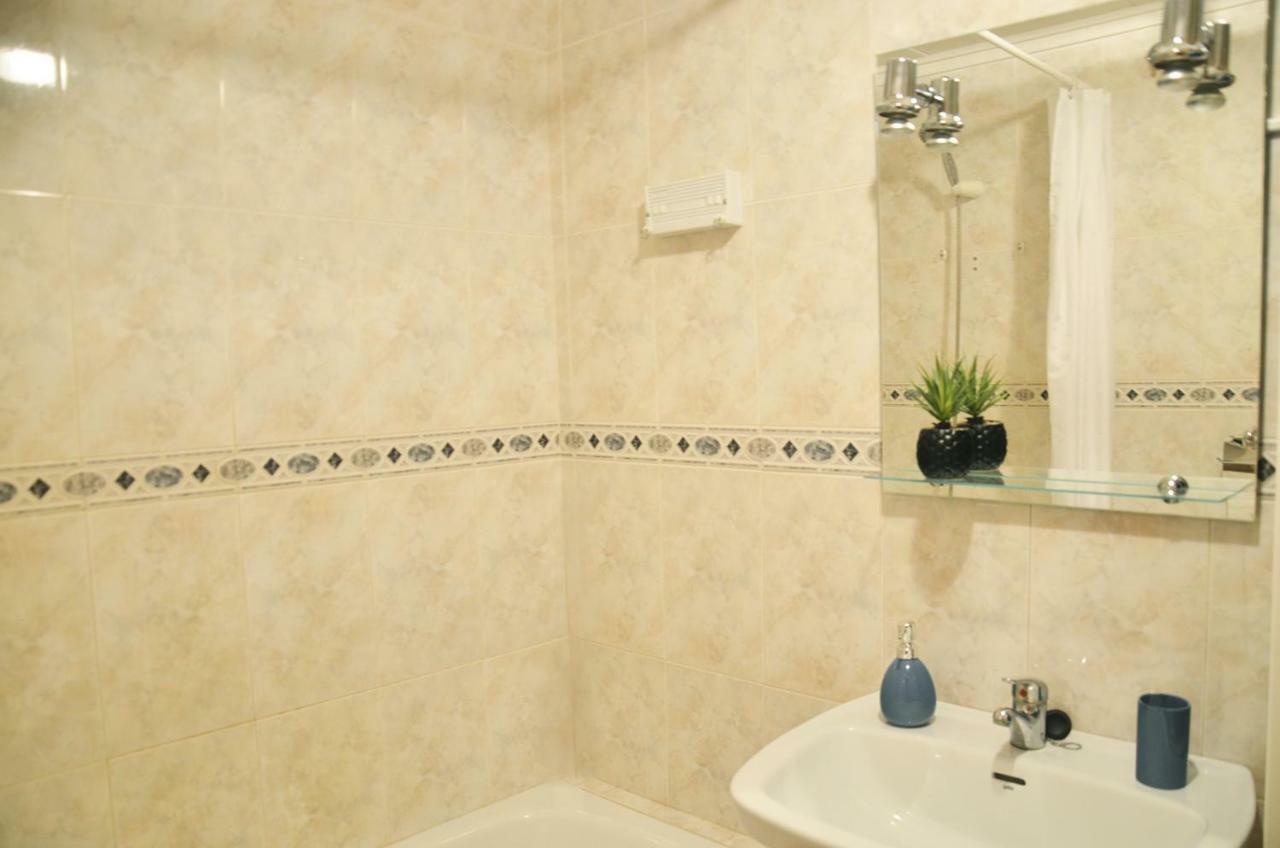 Pretty Studio With Swimming Pool Torrevieja Exteriör bild